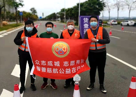 树立优秀典型 凝聚榜