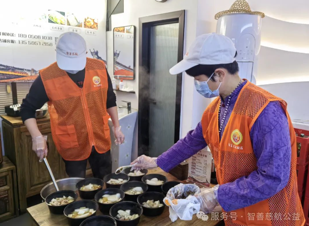 学雷锋 做好事|夜暖